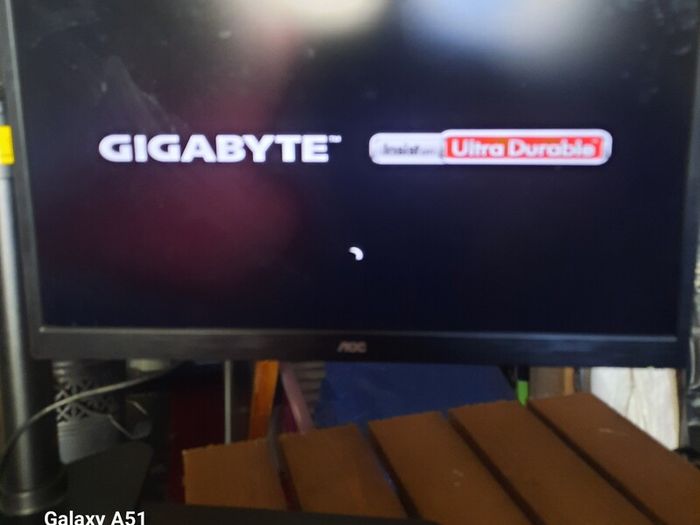 Gaming PC with 2 x Monitors