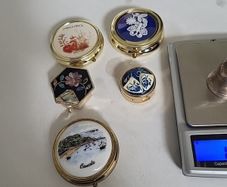 Collection of trinket boxes etc