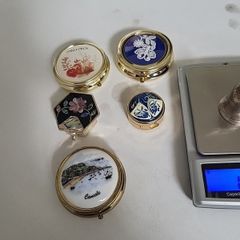 Collection of trinket boxes etc