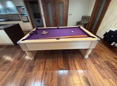 4ft x 7ft Pool Table