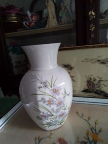 Royal Tara Vase