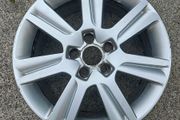 1 x Genuine Audi A4 B8 17'' Alloy Wheel - Delivery