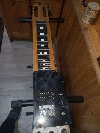 lapsteel guitar
