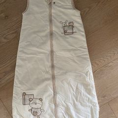 Mamas and papas sleeping bag and free soothers