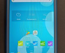 EIR 10.1 inch Tablet, Model 8079,  Android 5.0.1, 16GB with a dozen childrens films on it, Great for browsing & youtube