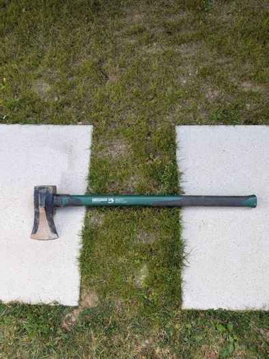 Axe