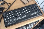 Roland SE-02 Studio Electronics