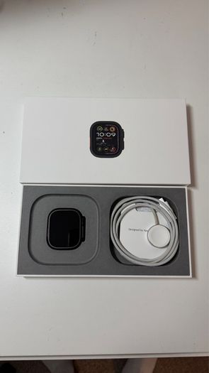 Apple Watch Ultra 2 (GPS + Cellular)