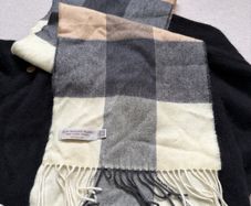Aran Sweater Market wool scarf
