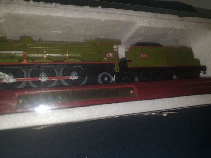 Atlas Edition Plm Mountain Class Locomotive Display