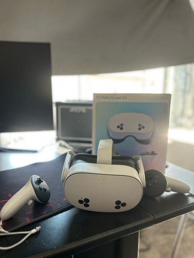 VR Meta Quest 3s 128GB Excellent Condition