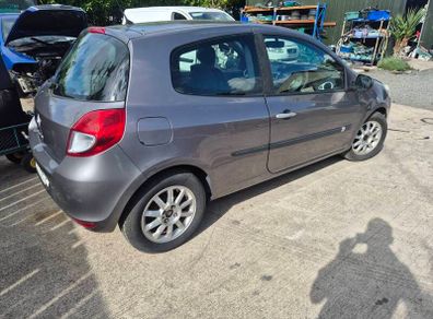 MK3 Renault Clio Parts 06-12 @ OCG Spares