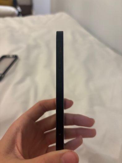 iPhone 12 mini (64GB) Black - Mint Condition / Flawless Body