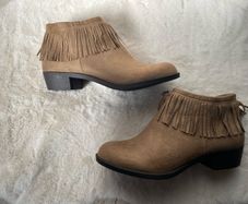 Brown suede fringe ankle boot size 7 - New