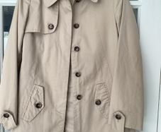 Ladies Oasis lightweight trench Coat. Size 8