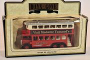LLedo Diecast Model of Days Gone 49019 1931 AEC Renown Double Deck Bus MADAME TUSSAUDS