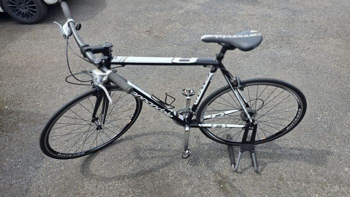 Cannondale Road Bike