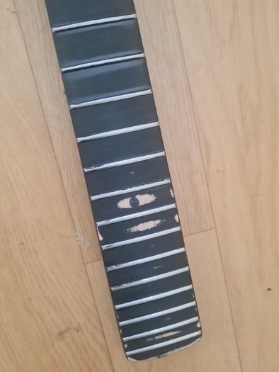 Strat neck