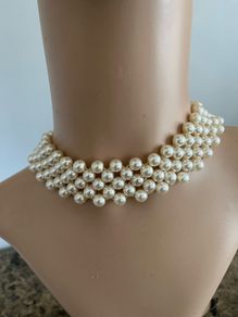 pearl choker necklace