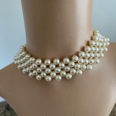 pearl choker necklace