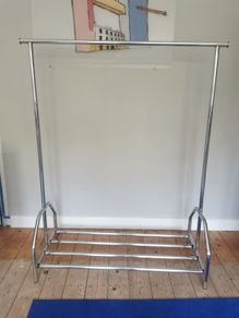 Metal clothing rail