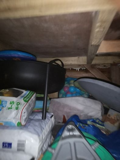 Kids tree house with storage