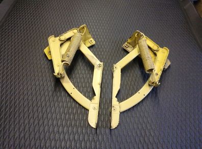 Volvo 140/160 Bonnet hinges
