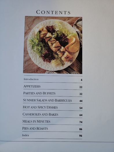50 Fantastic Chicken Dishes by Sue Maggs