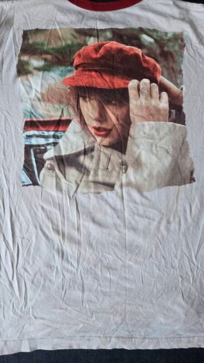Red (Taylors Version) Official Taylor Swift Store T Shirt