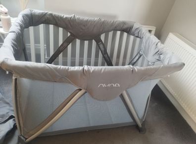 travel cot