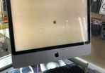 iMac 21 with keyboard and mouse.