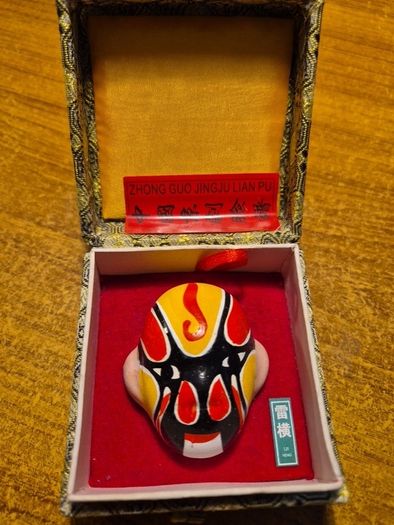 Chinese Beijing Opera Facial Make-Up Miniature Clay Mask In Gift Silk Box 3X2.5"