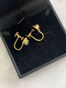 10ct gold earrings
