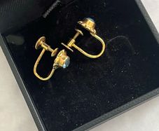 10ct gold earrings