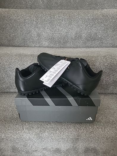 New Adidas Football boots size 4uk