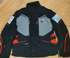 Dainese Carve Master 2 GoreTex set - like new.