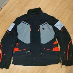 Dainese Carve Master 2 GoreTex set - like new.