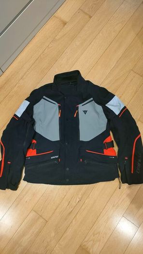 Dainese Carve Master 2 GoreTex set - like new.