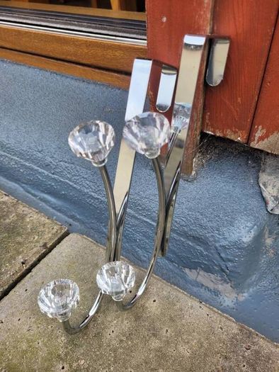 hanger door