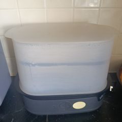 Tommee Tippee bottle maker and steriliser