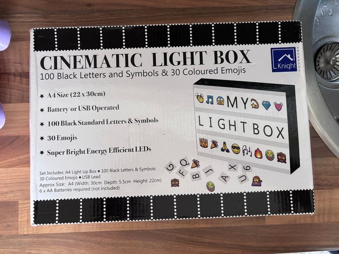 Knight Homeware A4 Cinematic Light Box