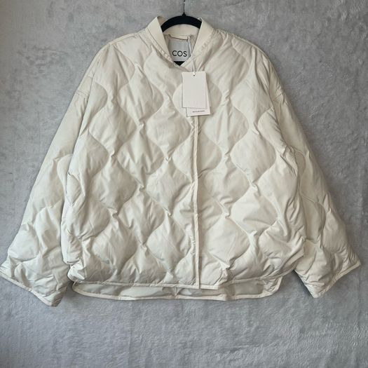 COS Quilted Recycled Down Jacket Cream Off-White Size M