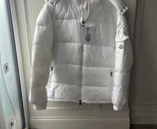 Moncler jacket size xl
