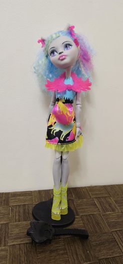 Monster High Silvi Timberwolf Electrified Hair-raising Ghouls Doll