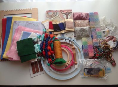 Punch needle embroidery set