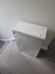 bathroom vanity unit