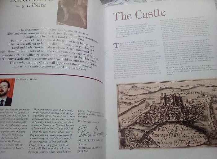 Book: Bunratty Castle & Folk Park (postage included)