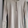 Unbranded beige top with crochet style sleeves Sz M (Fit 10-12 UK) Image 3