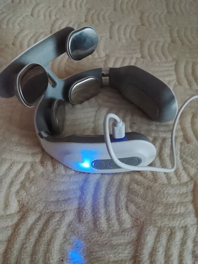 Neck massager