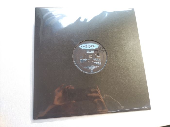 Z100 - Testa Don't Stop - Next Records - Italian Pressing - Early 90s House Classic!